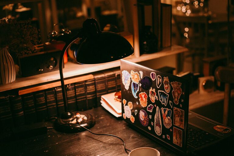Simple Ways to Personalize Your Workspace